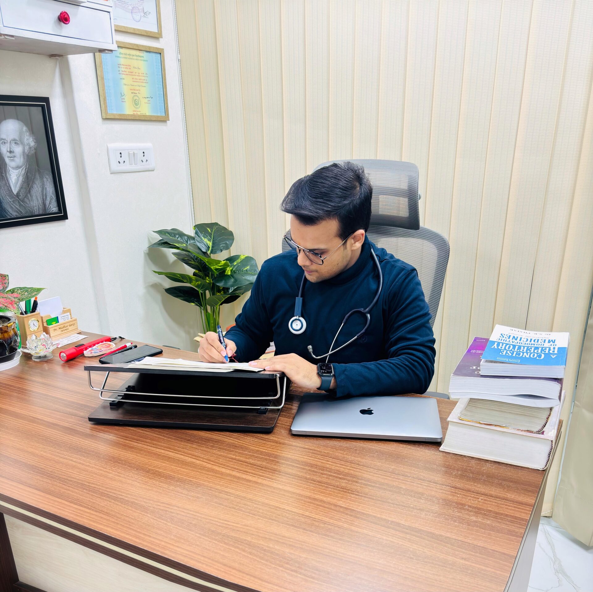 Dr. Madhav Garg - Homoeopathy , Best Homoeopathy doctor in gurugram